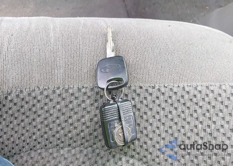 2000 Ford F-150 Work Series/Xl/Xlt z USA, uszkodzony, nr VIN 1FTZX1720YKB49329